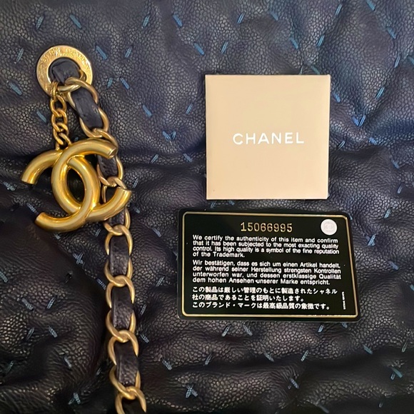 Chanel Caviar Navy Blue & Gold Hardware Stitch Tote Handbag - Picture 13 of 16